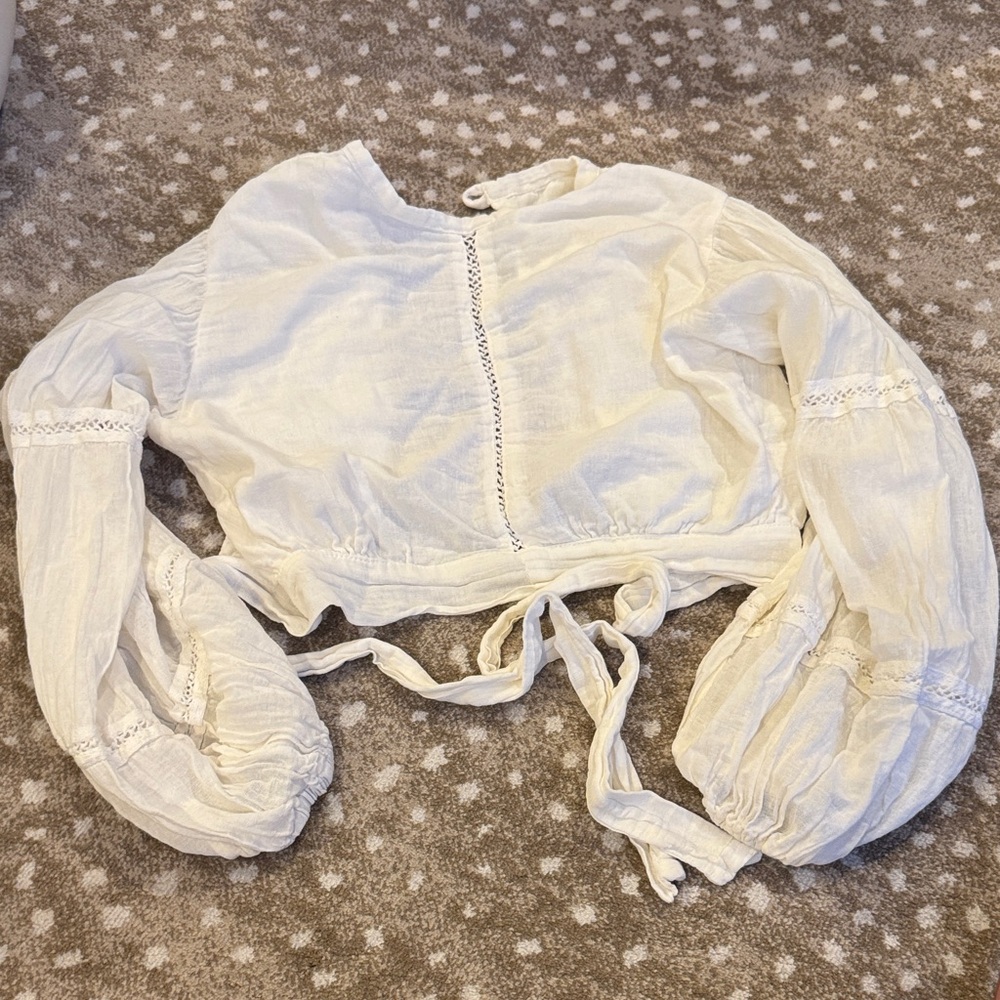 Jen's Pirate Booty Cream Blouse open in back
